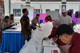 Tiga kecamatan di Jember mulai lakukan rekapitulasi suara pilkada