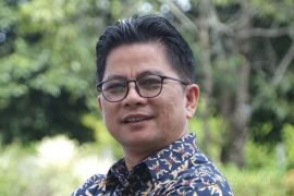 Fenomena petahana yang tertahan di Pilkada Sulut 2024.