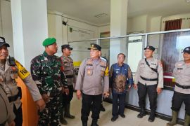 Kapolres Rohil tinjau penghitungan suara di tingkat kecamatan