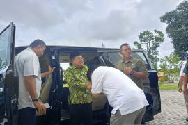 Jusuf Kalla berkunjung ke rumah calon gubernur Babel Hidayat Arsani