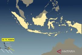 Siklon tropis Robyn menginduksi kecepatan angin Samudera Hindia barat Banten
