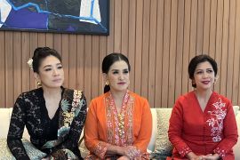 Kebaya Indonesia warisan budaya takbenda menuju pengakuan UNESCO