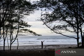 Potensi wisata Pantai Selatan Jawa Barat