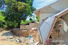 BPBD Bone Bolango imbau warga waspadai banjir dan tanah longsor