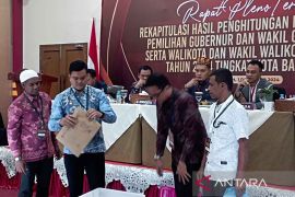 Hasil lengkap penghitungan suara Pilkada 2024 di Banda Aceh, Illiza-Afdhal dan Bustami-Fadhil menang