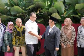 Kepala Bappenas meresmikan proyek Agrivoltaic