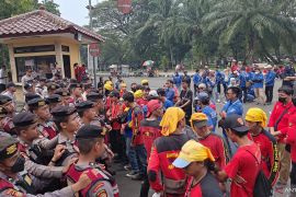 Tangsel tunggu regulasi pemerintah pusat untuk tetapkan UMK 2025