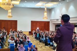 Kang Akbar bahas mental Gen-Z dalam seminar nasional