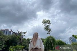 Pangkalpinang dan sebagian besar wilayah Indonesia diselimuti awan tebal pada Rabu