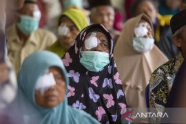 Operasi katarak gratis Kemensos