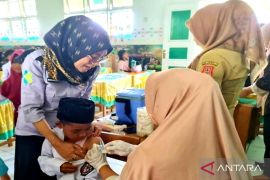Pemprov Gorontalo tekan kasus campak melalui imunisasi rutin