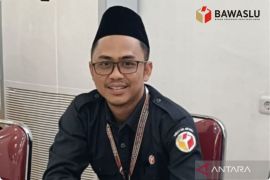 Bawaslu Mukomuko imbau KPU tertibkan APK di masa tenang Pilkada 2024