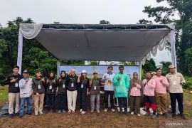 HITI anugerahi tokoh berkontribusi bagi Ilmu Tanah di Indonesia