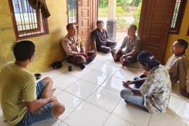 Polsek Mandau door to door ke warga antisipasi gejolak usai pilkada