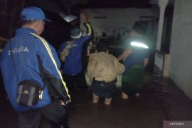 Kemensos salurkan logistik bantu korban banjir Pasuruan