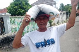 Warga Lebak kembali terima bantuan beras dari Bapanas