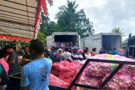 Pemkab Sorong beri subsidi pangan murah tingkatkan daya beli warga