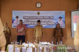 Wabup HST berikan pembekalan bagi PNS jelang purna tugas