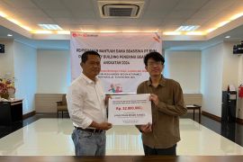 BNM serahkan beasiswa anak muda berkarya di Ketapang