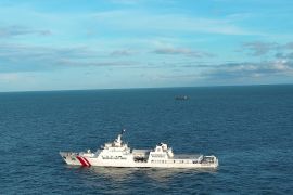 Bakamla tangkap kapal diduga penyelundup pasir timah di Lingga Kepri