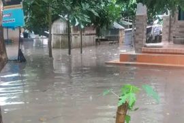  Banjir di Lombok Tengah mulai surut