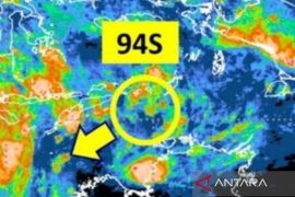 Bibit siklon baru picu cuaca ekstrem di Nusa Tenggara Barat