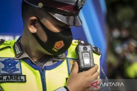 Imparsial: Kapolri perlu realisasikan 'body cam' Polri saat bertugas