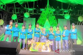 Tim Kesenian Kotabaru meriahkan "Aruh Satsra Kalsel 2024"