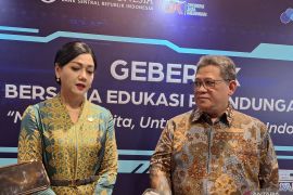 OJK ingatkan tetap jaga kerahasiaan dan keamanan data pribadi di 2025