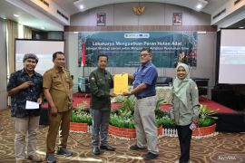 11 berkas pengakuan Hutan Adat Jambi sudah diserahkan ke Menteri Kehutanan