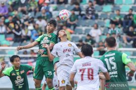 Kalahkan Persik Kediri, Persebaya kokoh di puncak klasemen sementara Liga 1