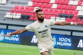 PSBS Biak kalah 1-3 dari Persita Tangerang