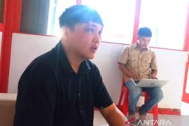 Kantor Pos Biak salurkan 72 KPM bansos anak yatim piatu Rp53,2 juta
