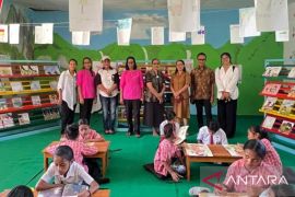 Yayasan  Heka Leka bentuk perpustakaan ramah anak di Maluku Tengah