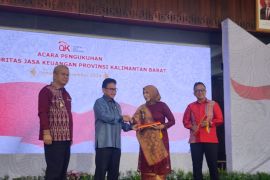 Sinergi OJK dan Pemprov Kalbar hasilkan perolehan KEJAR Awards