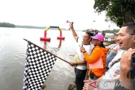 Pj Gubernur mempromosikan wisata waduk Manggar Balikpapan