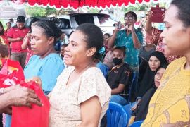 DP3AKB Supiori gunakan layanan Elsimil mencegah stunting anak