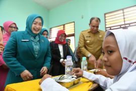 Ketua TP PKK:Program makan sehat bergizi kurangi kesenjangan gizi anak