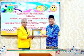 Pemkot Padang Panjang jalin kerjasama dengan YPTK UPI Padang