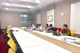 Unja sosialisasi aplikasi sistem informasi laboratorium