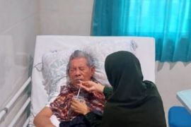 Penasihat hukum sebut kondisi kesehatan mantan Gubernur Malut menurun