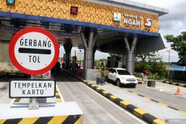Mobile reader bantu pemudik yang kekurangan saldo e-toll