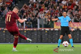 Gol Dovbyk bawa AS Roma menang tipis 1-0 atas Cagliari