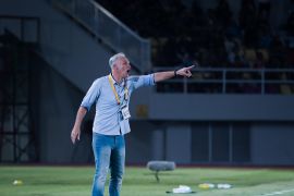 Manajemen Arema FC pecat pelatih Joel Cornelli