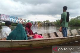 Besarnya asa masyarakat pada jembatan Panglima Sampul