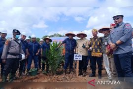 Minamas Plantation tanam perdana kebun kemitraan untuk kesejahteraan masyarakat