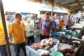 Sekda dan TPID HSS lakukan pemantauan harga bahan pokok