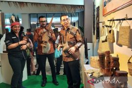 Simak merger XL-Smartfren hingga pelatihan juru masak oleh Kemenekraf