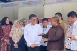 Bupati Tapsel bahas transformasi BLK dengan Menaker RI