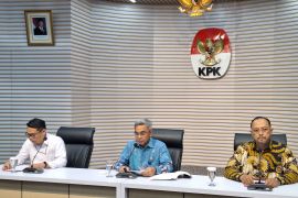 KPK sebut sebagian uang suap kasus Harun Masiku berasal dari Hasto